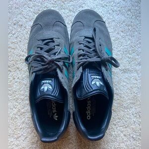 [SOLD] Adidas Gazelles Mens 11